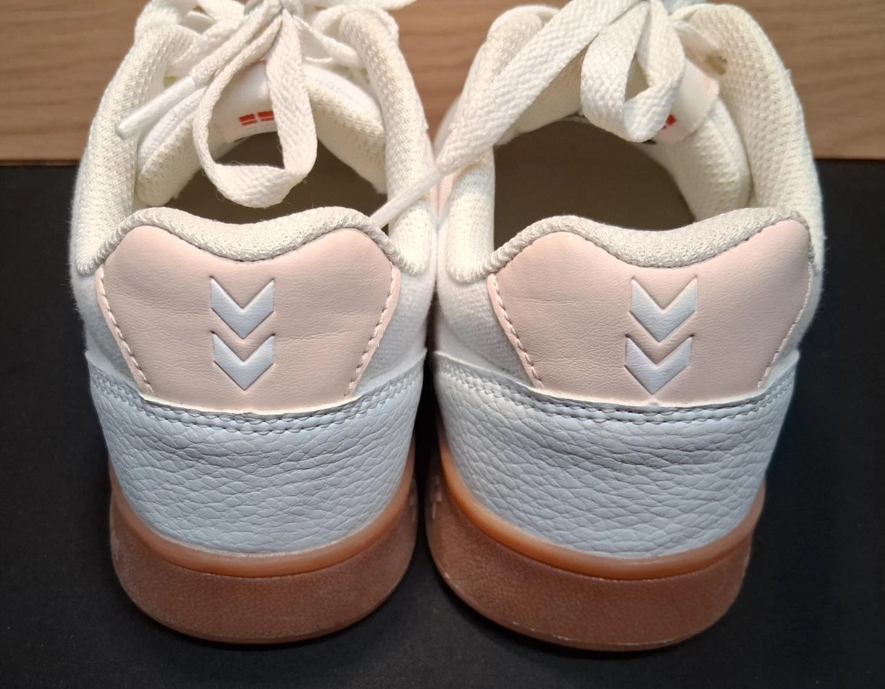 Chaussures de sport Hummel ST. Power Play court pour femmes 37 – photo 3